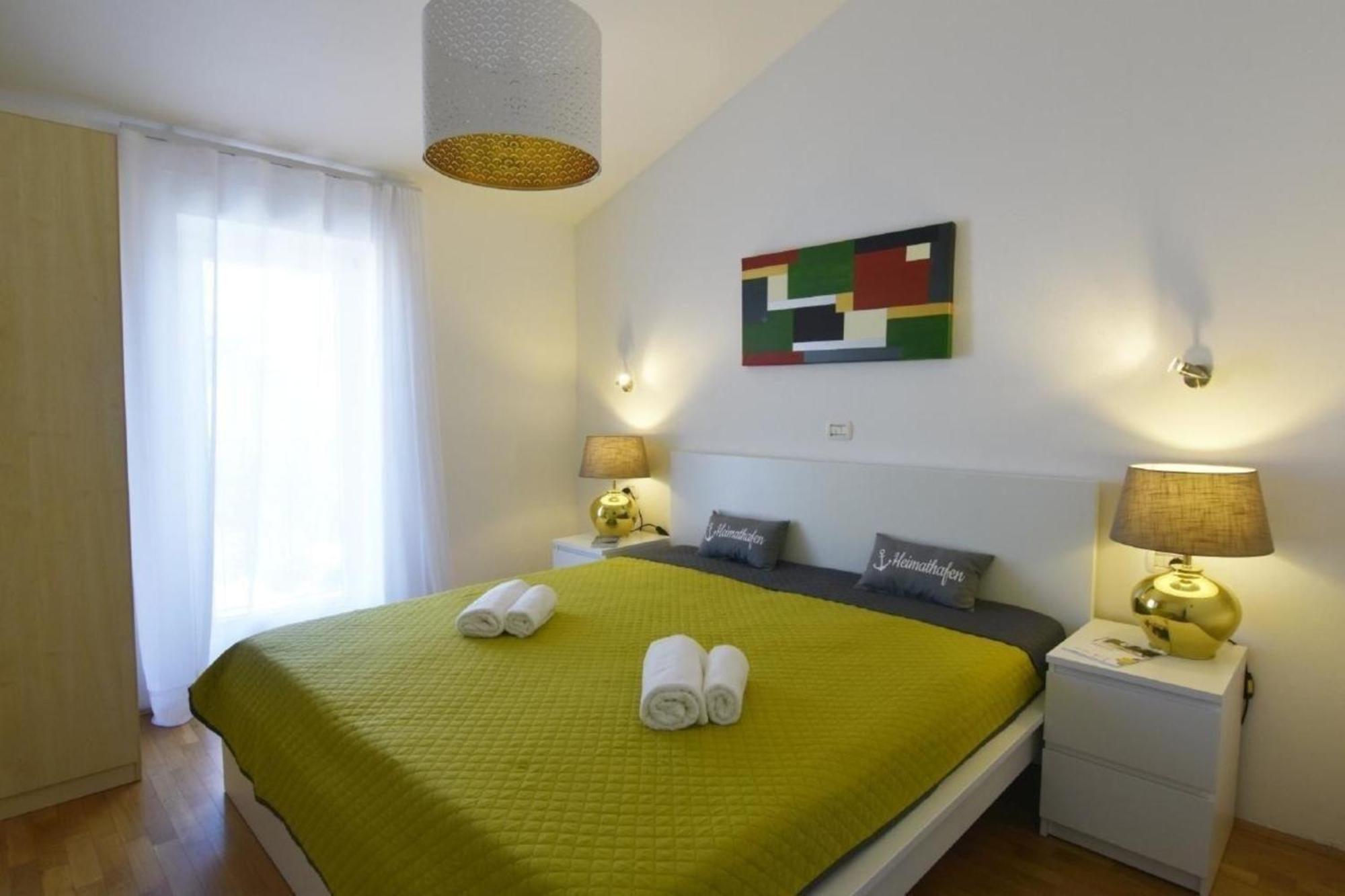 Klimatisierte Wohnung In Basanija Mit Grill Bagian luar foto